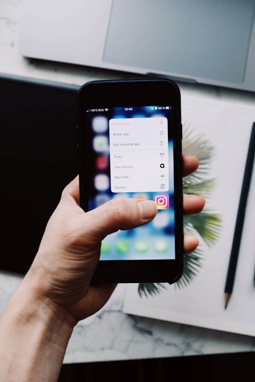 Instagram Hesabına Girenleri Tespit Etmek